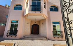 International-Abu Dhabi Hostel Villa