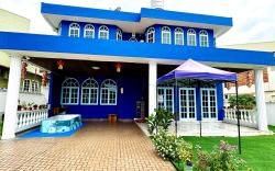 Backyard Garden Villa