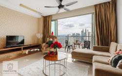 Regalia Residence @ KLCC View Sky Pool by MC