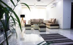 Parfait Street 3Bhk Service Apartment Near Fortis