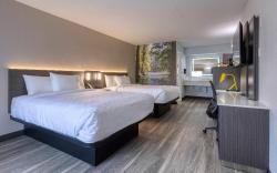 Clarion Pointe
