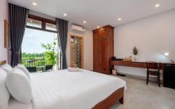 Cat Tien Villa