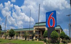 Motel 6 Jackson, MS - Southwest