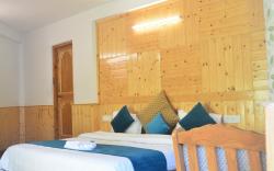 Hotel Neelgiri - Manali Diaries