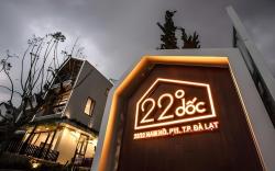 Nhà 22 độ dốc