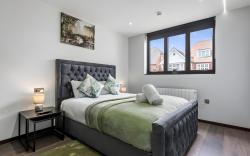 Luxury Flat in North West London