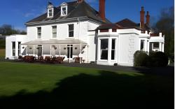 Mansion House Llansteffan
