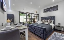 Huge Cosy Studio Family Sleeps 4 North West London
