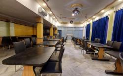 Hindusthan Inn - On Beach