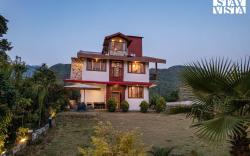 StayVista at Alpine Bliss