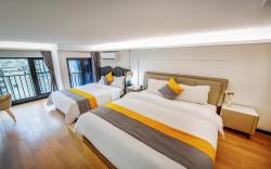 Time ONE International Apartment (Shenzhen Huaqiangbei Branch)