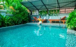 Mohasal Angkor Boutique