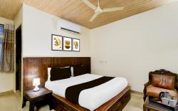 SPOT ON Nest Inn Hotel