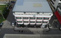 V1  Boutique Hotel