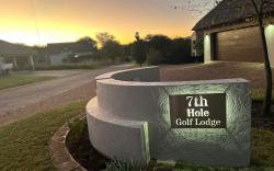 7th Hole Golf Lodge