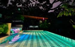 PALO ALTO GLAMPING HOTEL