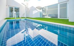 Chuncheon Interstellar Pool Villa