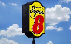 Super 8 by Wyndham Bronx Near Stadium
