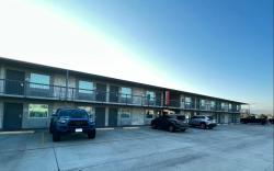 Super 8 by Wyndham Sulphur South