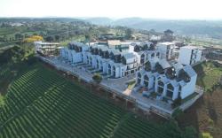 LAKEHILL VILLAS