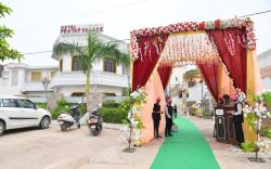 Hotel Pratap Palace