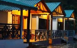 Anant Vilas Resort at Bhimtal Lake