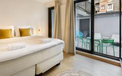 R73 Apartments by Domani Hotels