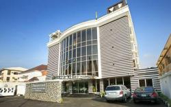 Summerset Continental Hotel