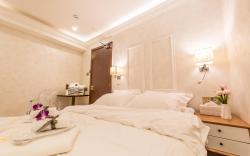 CJ Residence @ Opposite Public Bank Centre Point
