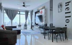 Beacon Executive Suite Relax17 by Fantabulous Home