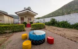 Vanbagh Sariska Resort
