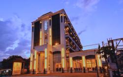 Oudomsin VangVieng Hotel 