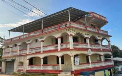 ARNOLD'S GUEST HOUSE