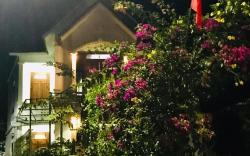 Hon Chen House 