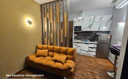 THE HIVE EXECUTIVE EXTRA LARGE STUDIO SUITE