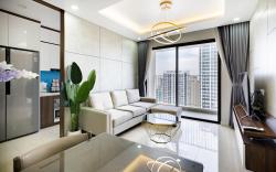 Dcapitale 2BR Balcony Apt Lynn Housing Hanoi 