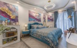 Boroccoli's House - Queen Bedroom - Balcony & Tub