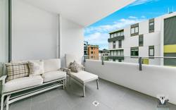 KozyGuru | Mascot | 2Bed 2Bath-Free Double-Parking