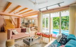 ELIVAAS 3 BHK with Pvt Pool & Caretaker - Miro