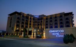JOHNWOOD HOTEL by Bolton