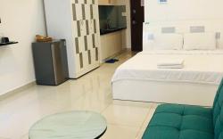 Skycenter Near Tan Son Nhat Airport -Cherry Le