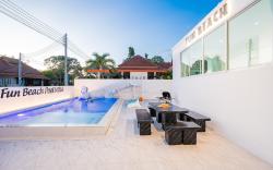 Fun Beach Pool Villa