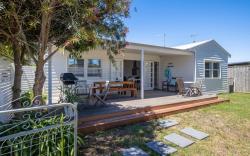 Sorrento Beach Cottages #1