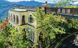 Egmont Mountain House