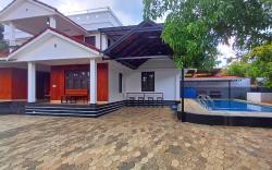 Empire Pool Villa