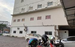 OYO 93388 Enjoy Homestay & Cafe