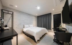 Andong Queen Hotel
