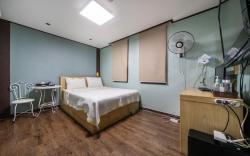 Seoul National University Chereville