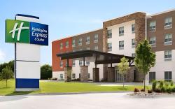 Holiday Inn Express And Suites Fresno Airport By IHG