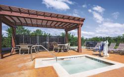 La Quinta Inn & Suites by Wyndham Ada